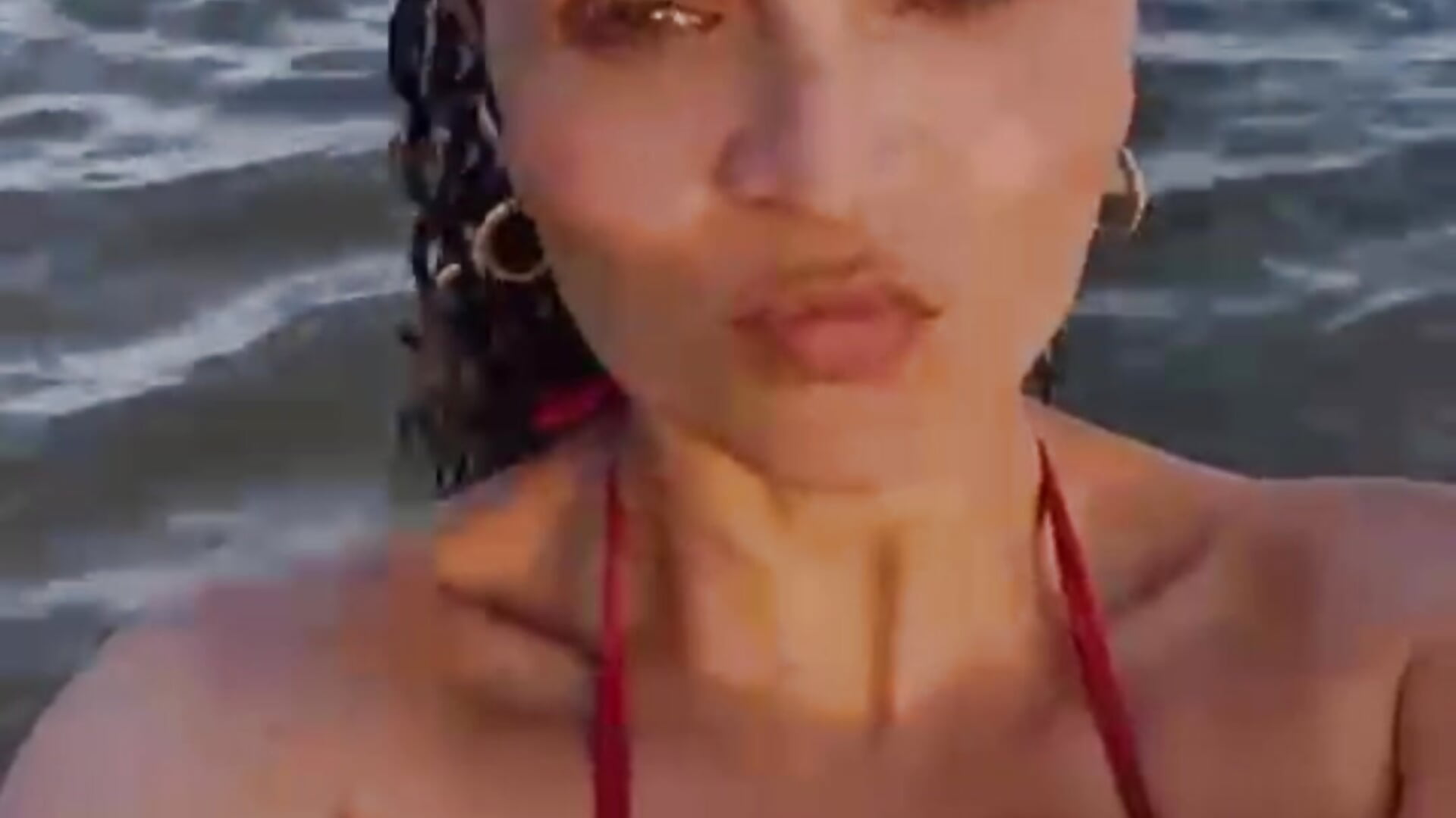 video strpip - Video von Cristina_joy Cam-Model