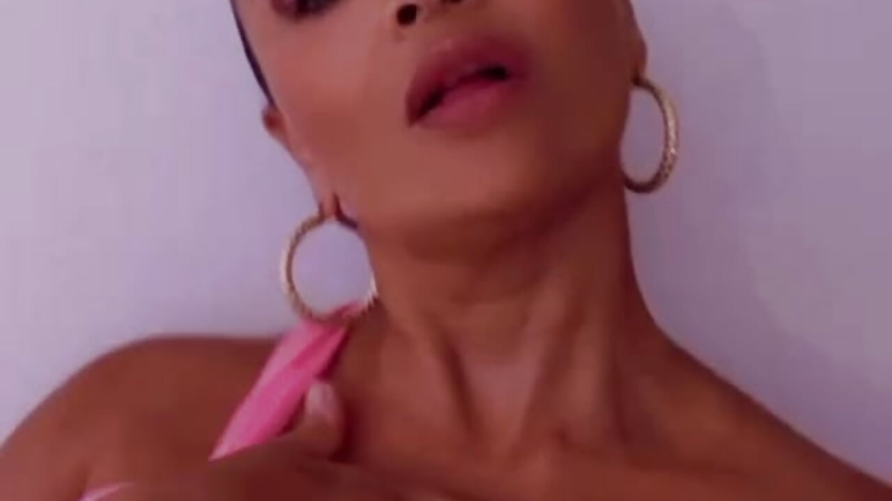 Body tour🩷 - βίντεο μοντέλου Cristina_joy