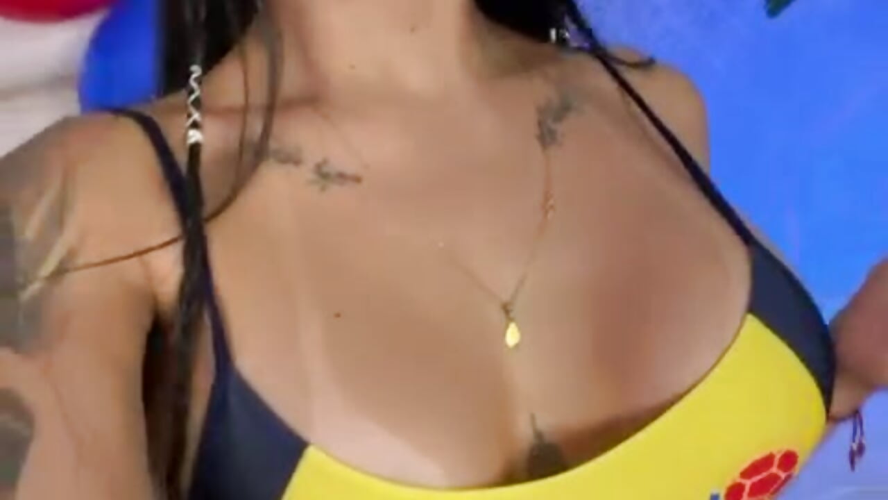 💛💛💙💖 - video di Celeste_Amber modella di cam