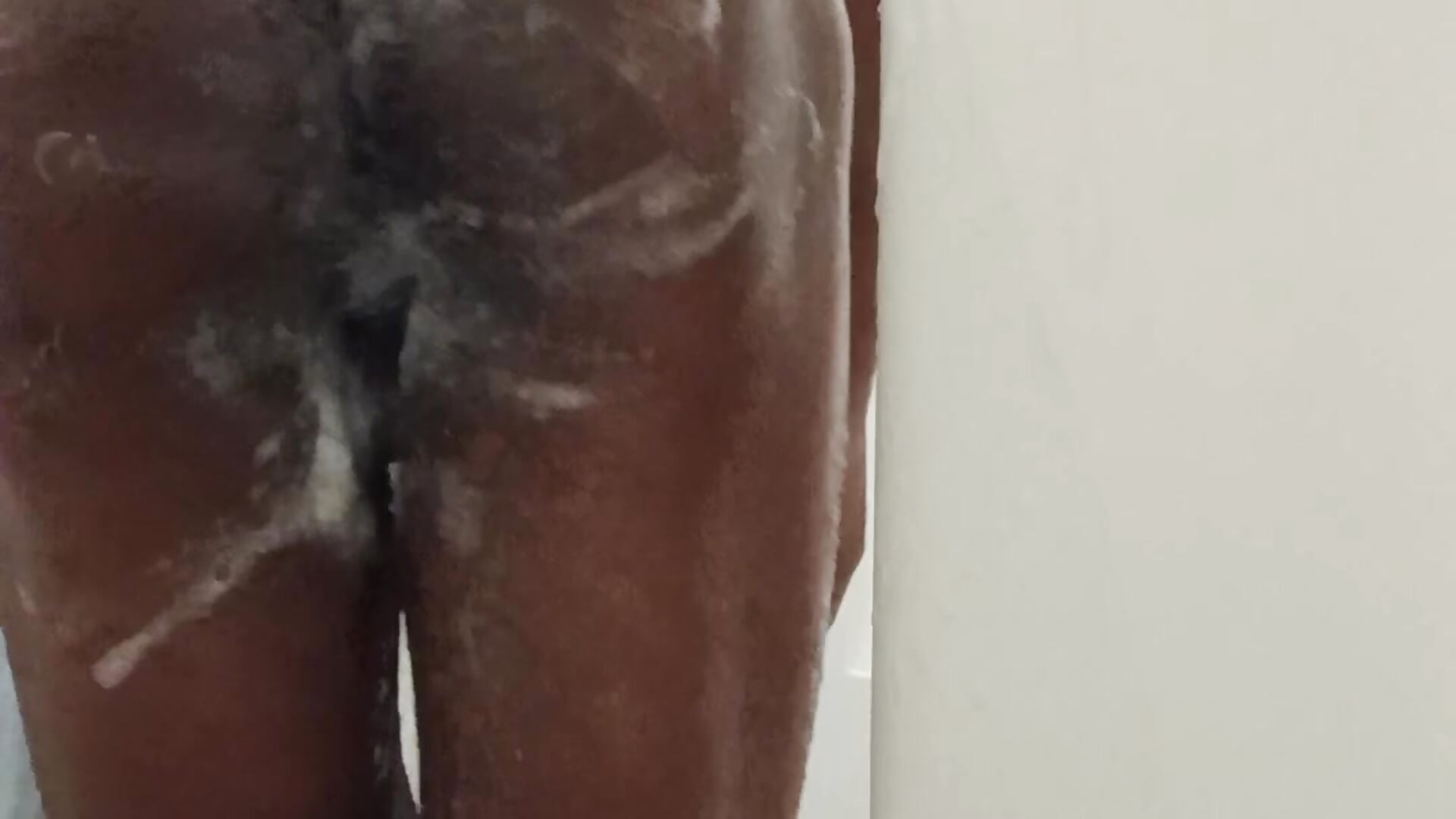 Big shower Ass🚿🧼🫧🫧