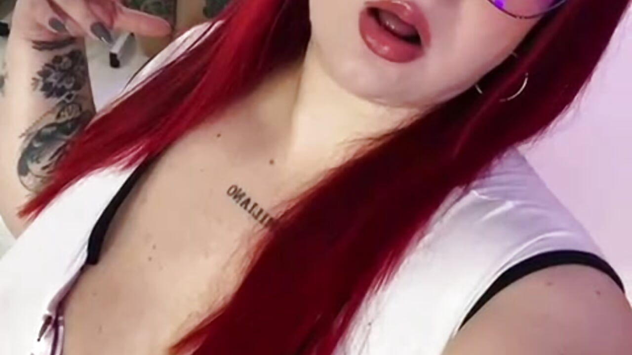 I am your sexy girl masters — filmik Bellavelvet_1, modela(-lki) na kamerkach