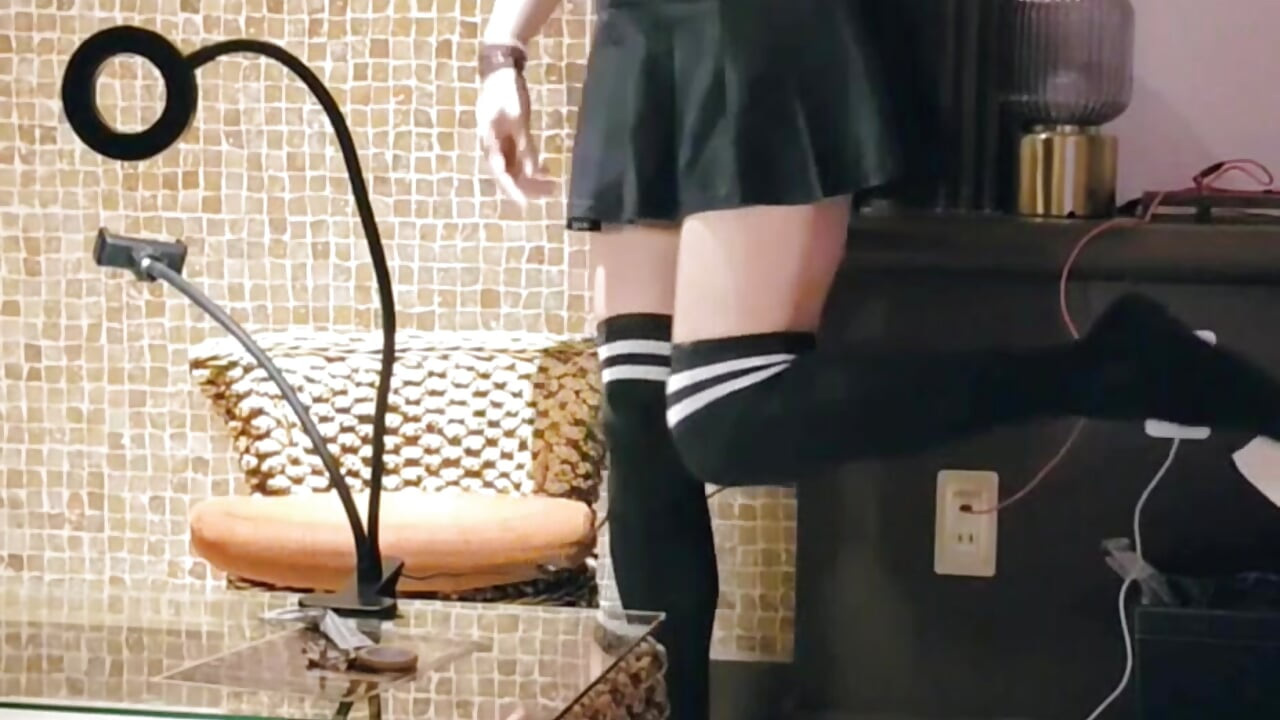 profile-intro-video-1758195852 - video by Aochannn cam model