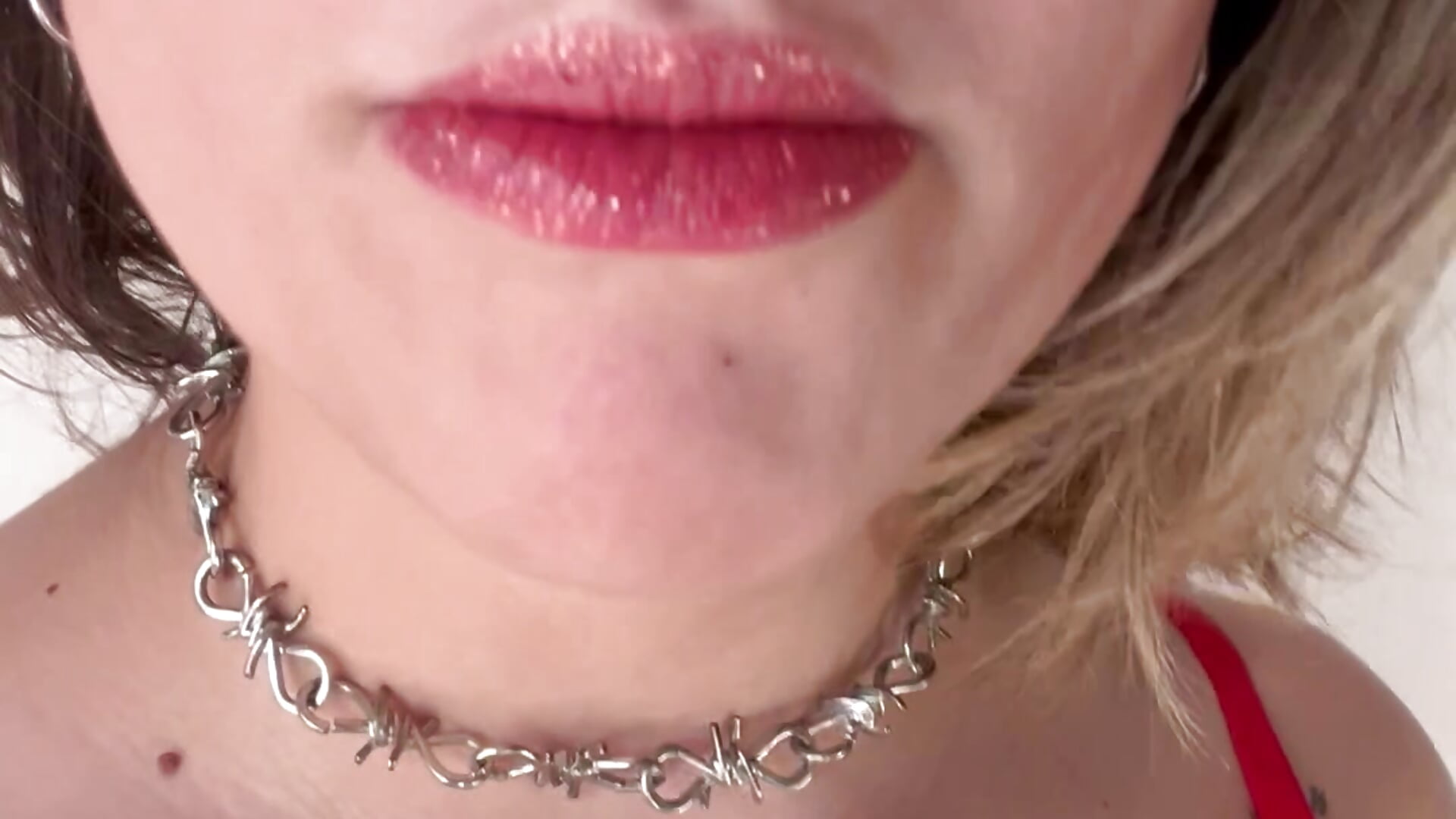 1000285638 - video by LaNickii_3352 cam model