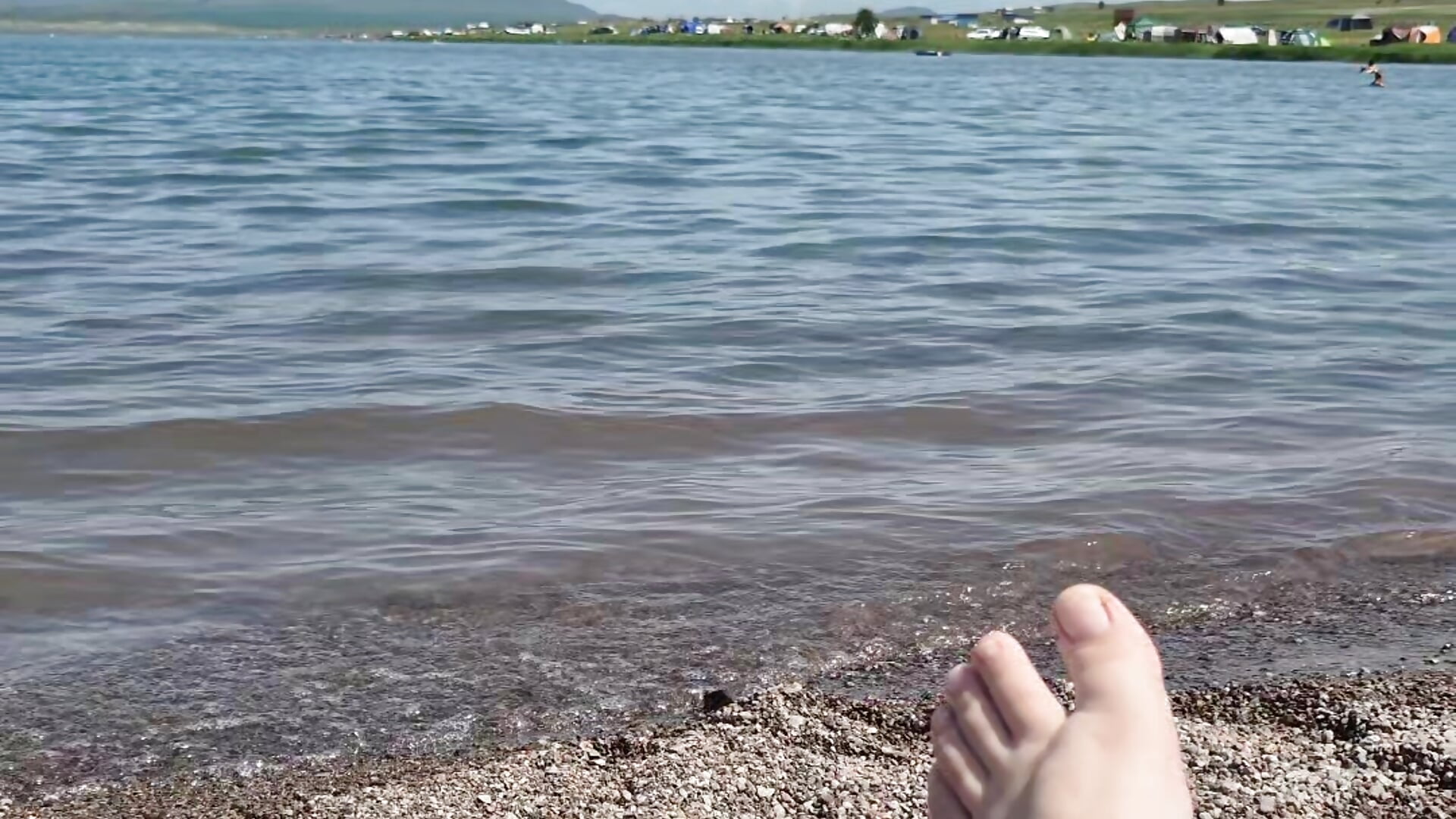 feet on the beach🔥 - video by Mia_R0ss cam model