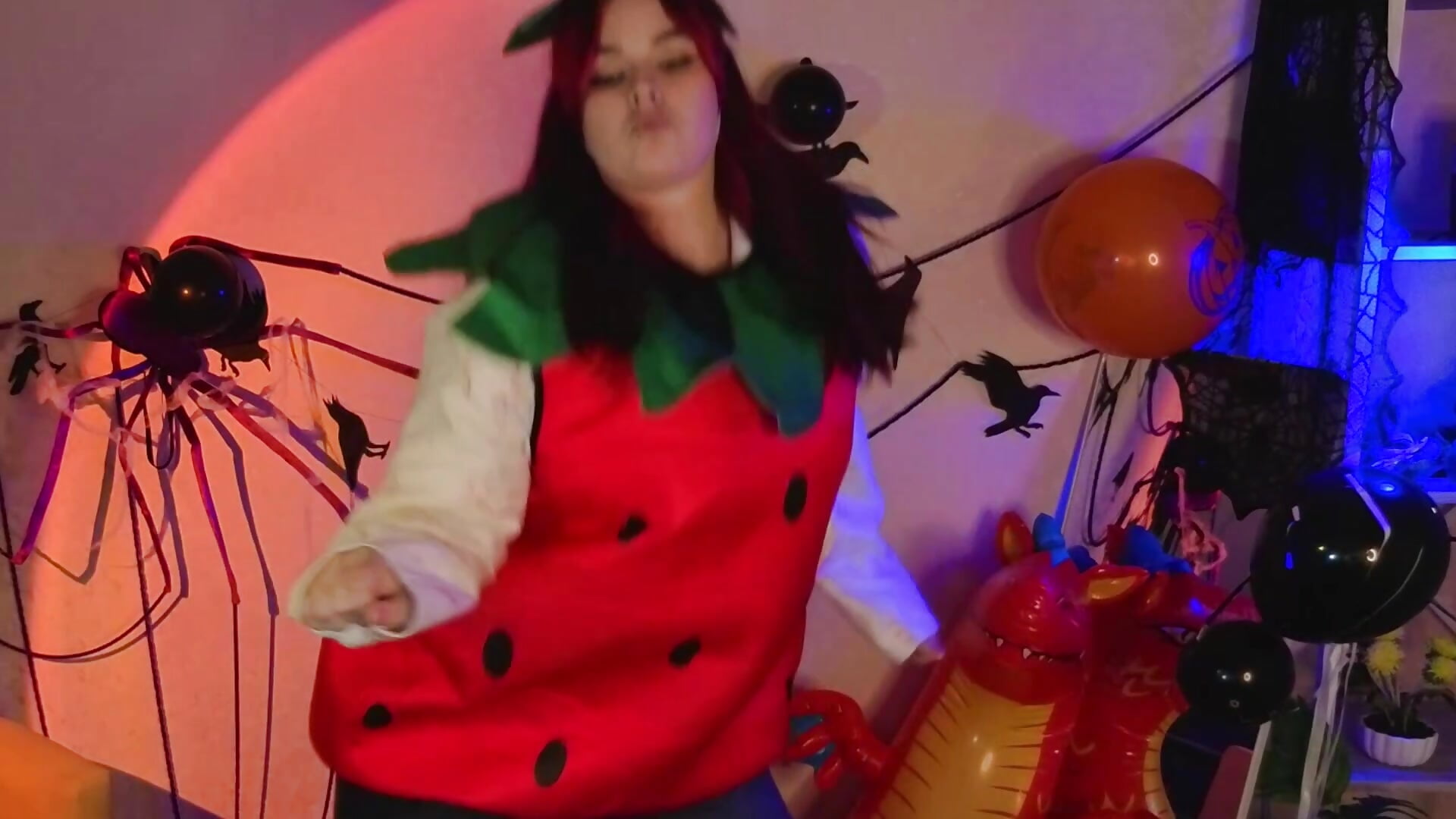 🍓 - video oleh Mia_R0ss
