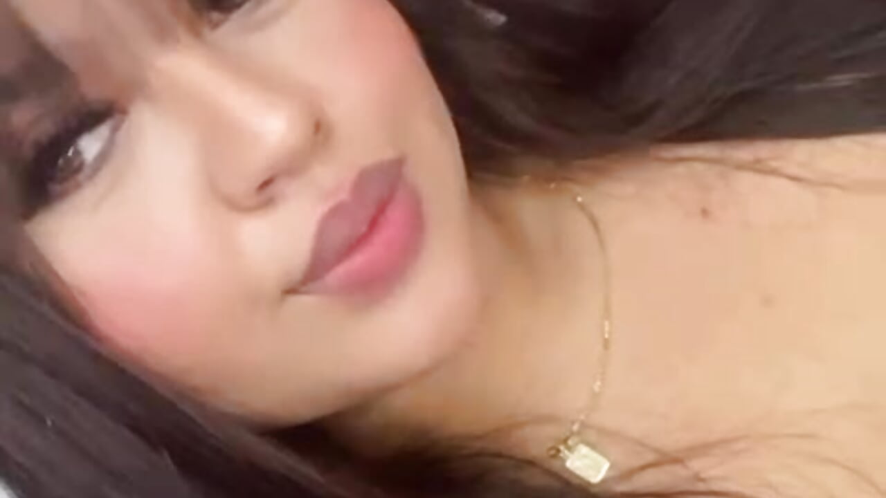 🥰 - video by Scarlett_monn cam model