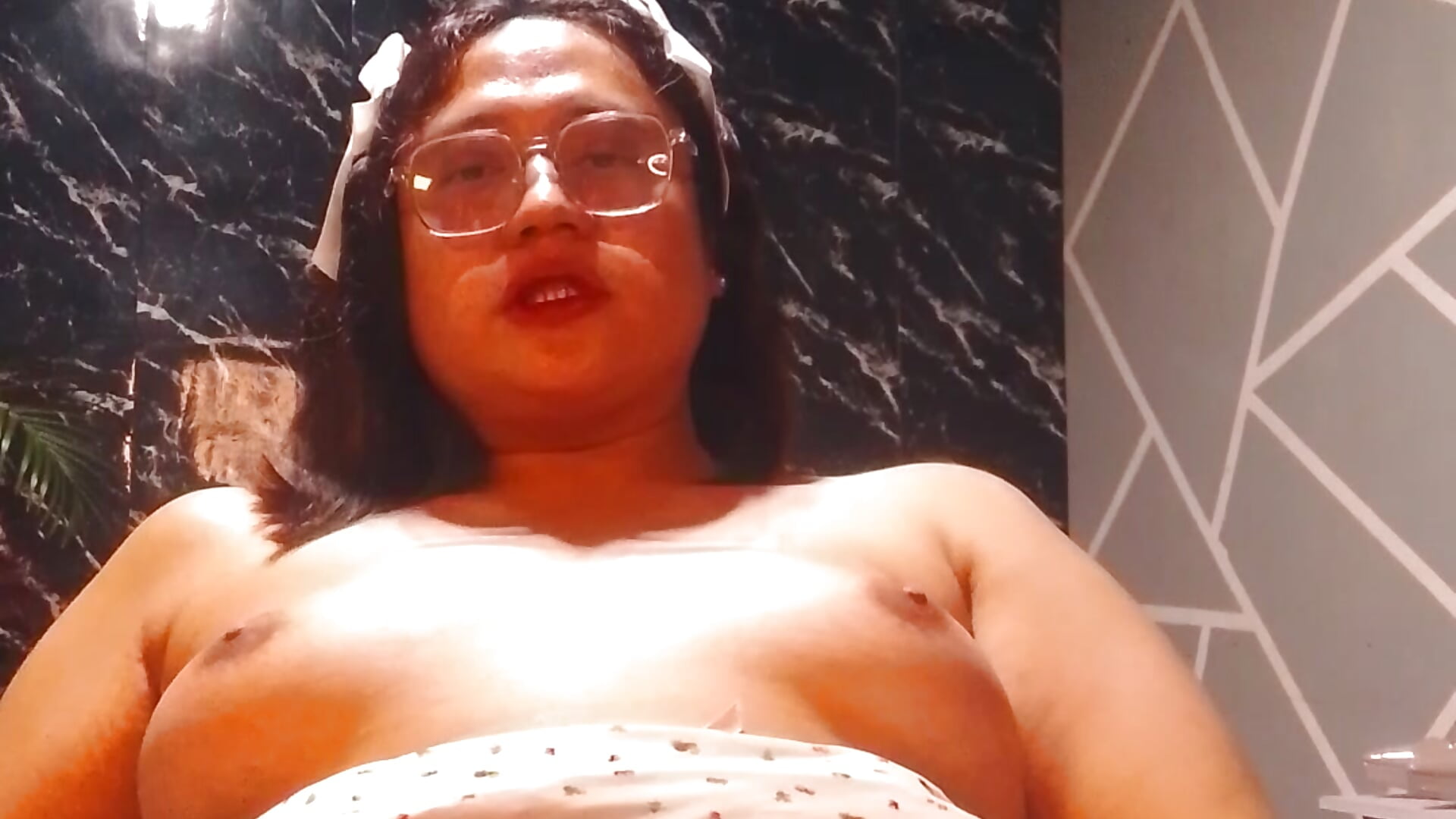 VID_20251001_050343 - video by 1aquaticangel69 cam model