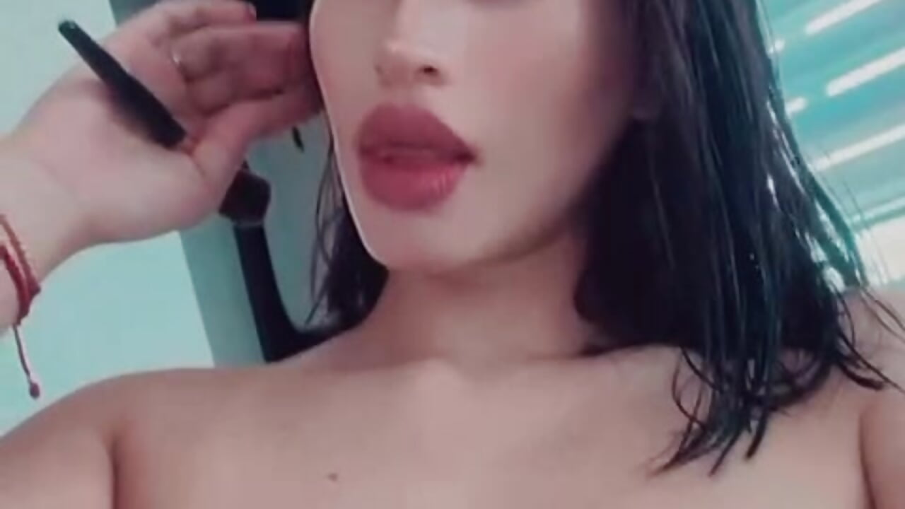 Hey ❤️‍🔥 - video by im_anny_t cam model