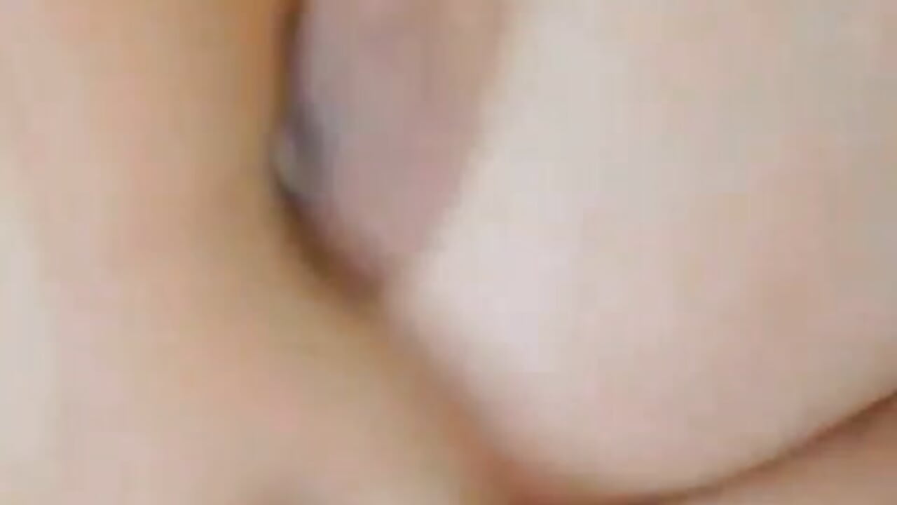 Metendo gostoso - video by Hanna4039 cam model