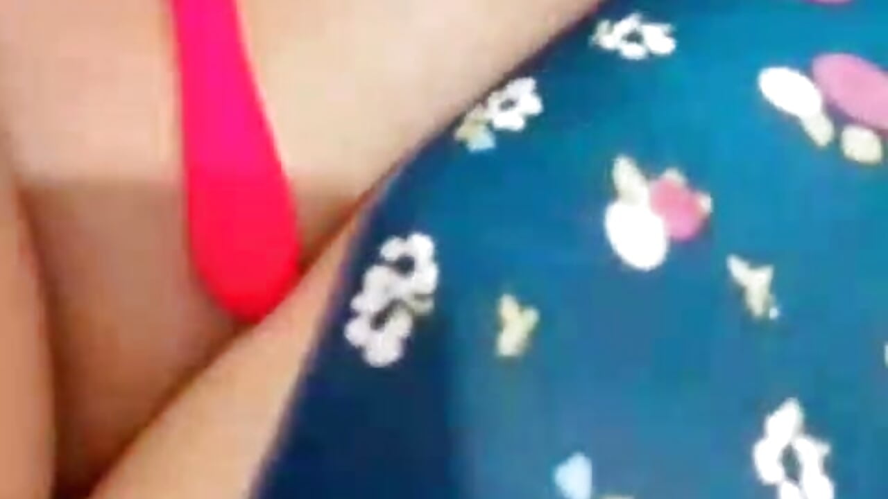 Vibrando gostoso - video by Hanna4039 cam model