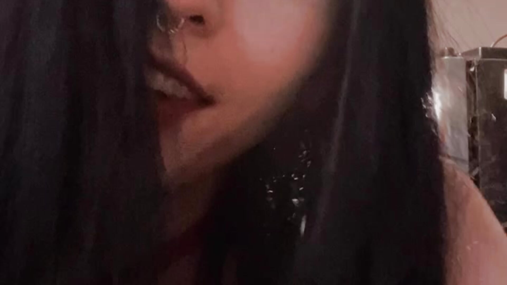 ¯\_(ツ)_/¯ - video by Nymphel1Moth cam model