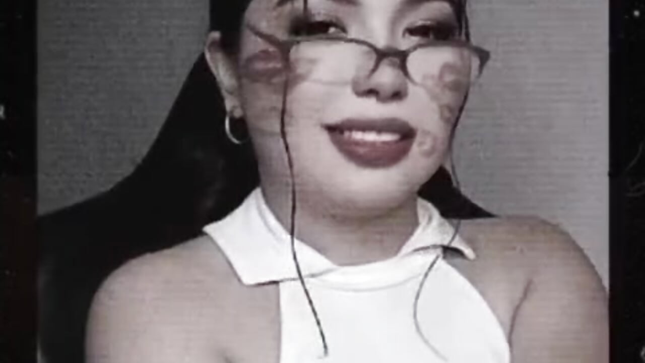 👸🍒 – video od webkamerové modelky LunaWiill_