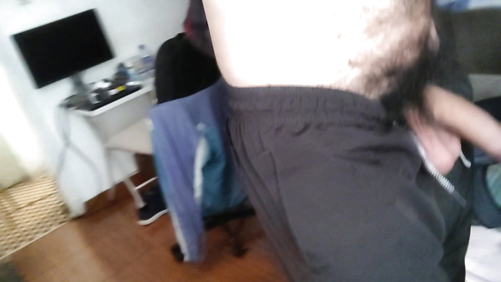 It wants to get free - video by IcedTaboo cam model