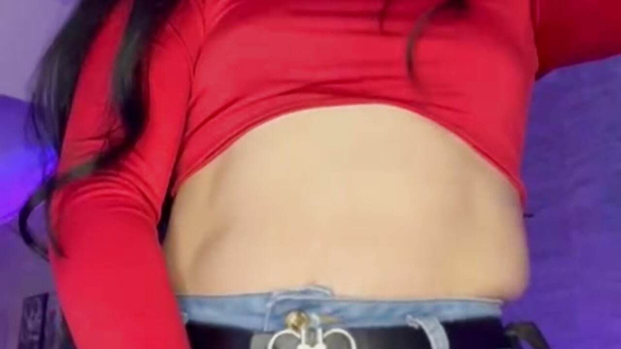 video preview - video của người mẫu cam Daphnee-x