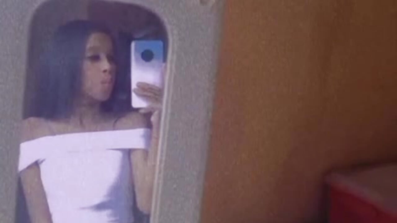 White party with kaira? - video by Indianteezer cam model