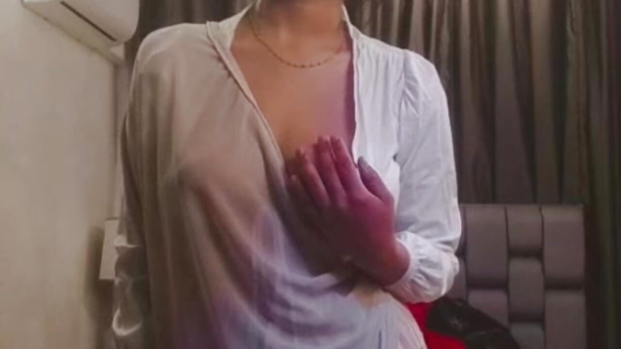 U LIKE Y OUTFIS?🔥😈 - video by kashvi_ cam model