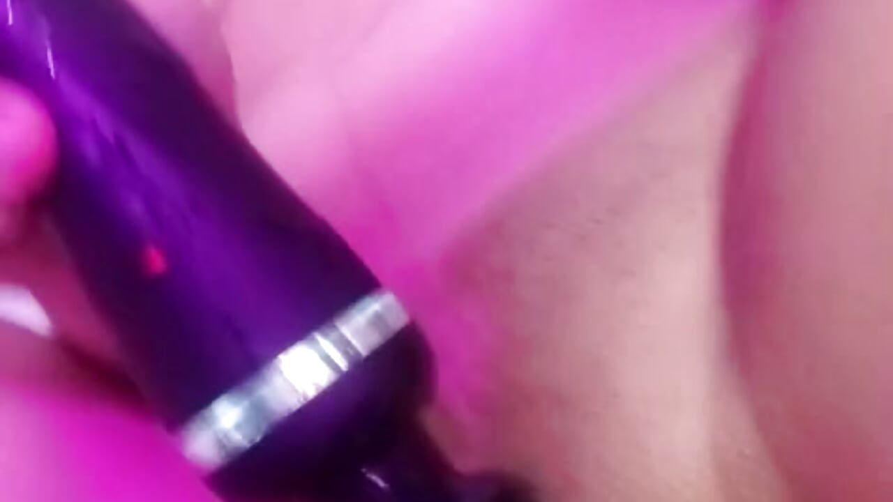 Very very horny🫠👅