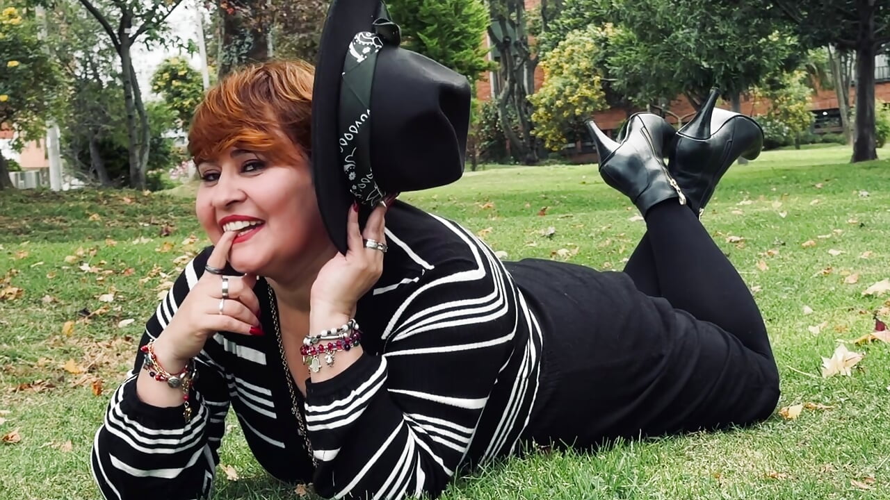 Hiii - video by Sasharosee2 cam model