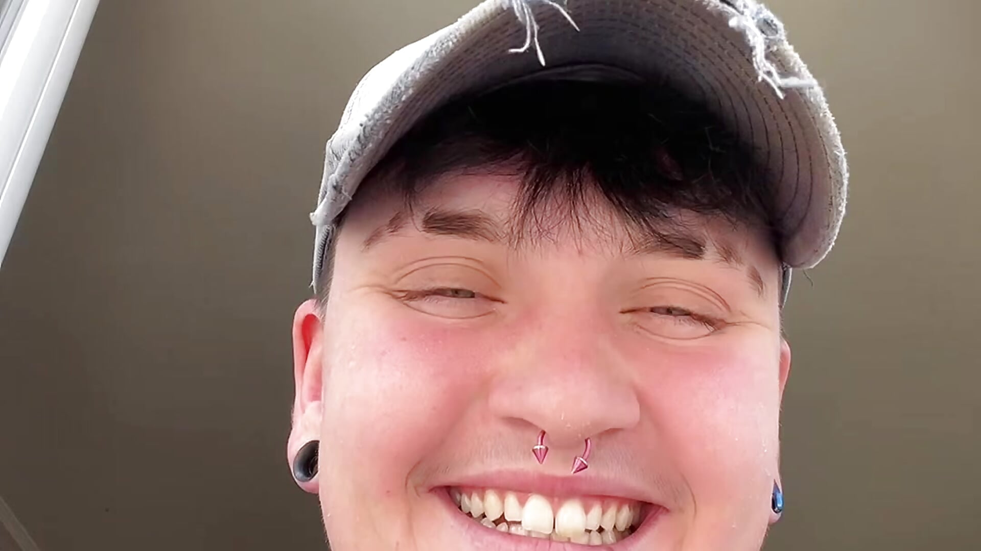 cb3c724187364823874db0814cf4ee08 - video by captaine_pioupiou cam model