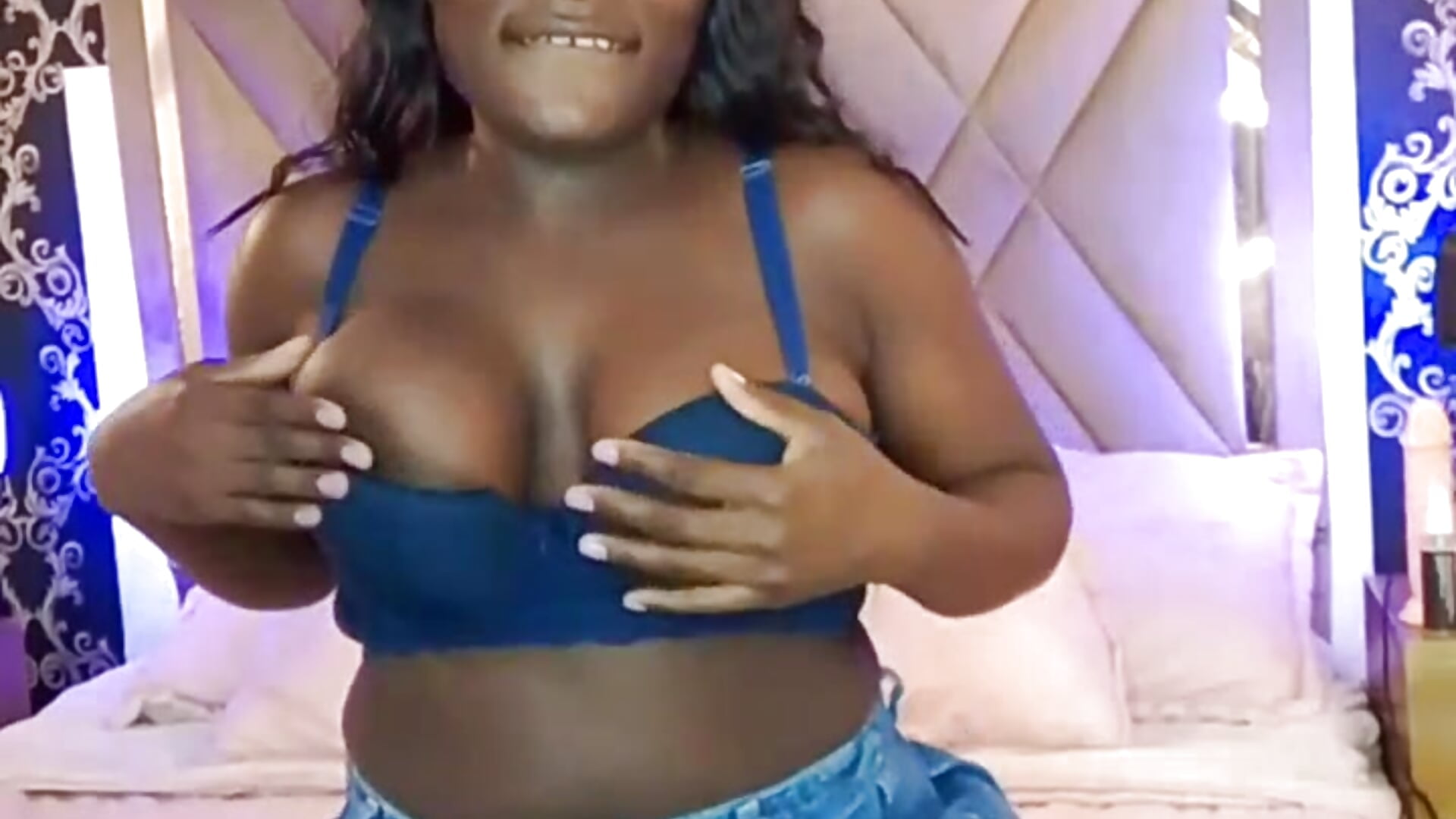 my nipples get a little hard - video by Hellenbry cam model