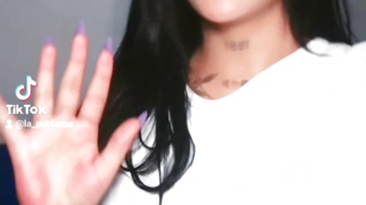 WhatsApp Video 2025-09-16 at 22,54,48 - ELEKTRA_FOX1 캠 모델의 동영상