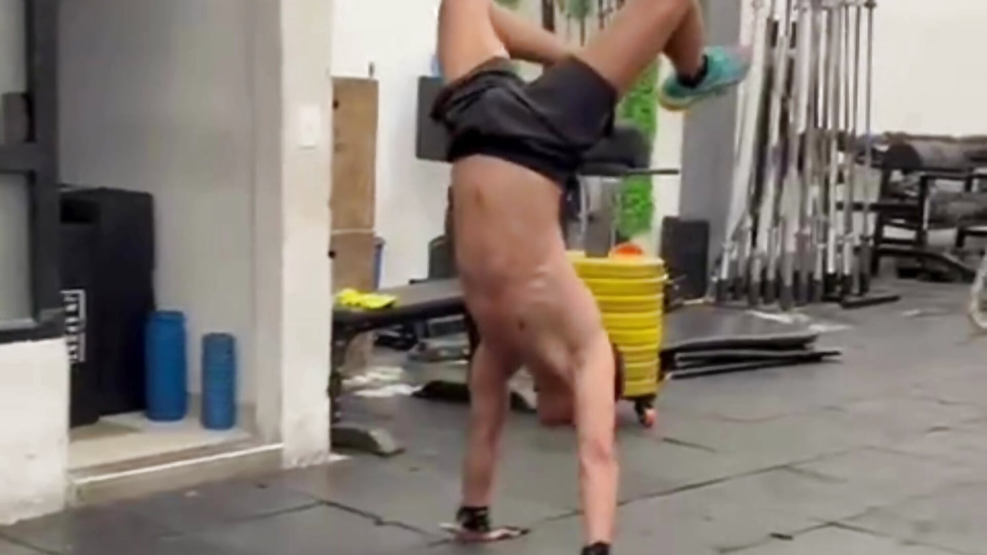 Fit - Video von SalvadorFit Cam-Model