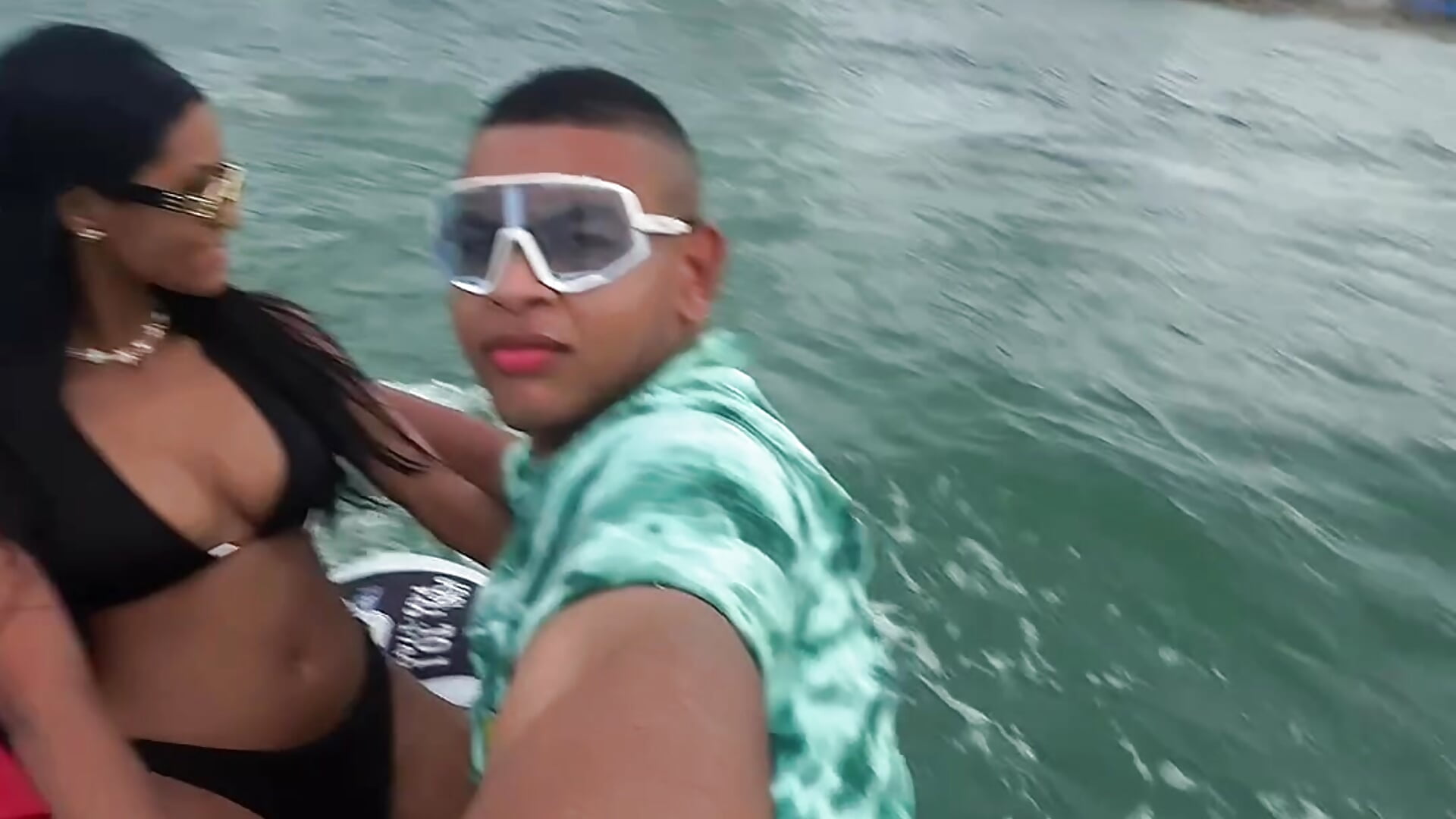 🌊💦 - Video von Brithanny_Dominic_ Cam-Model