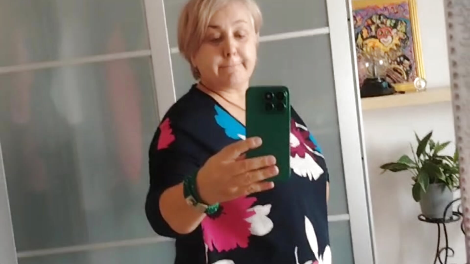 Hello - video by Marta_Wils cam model