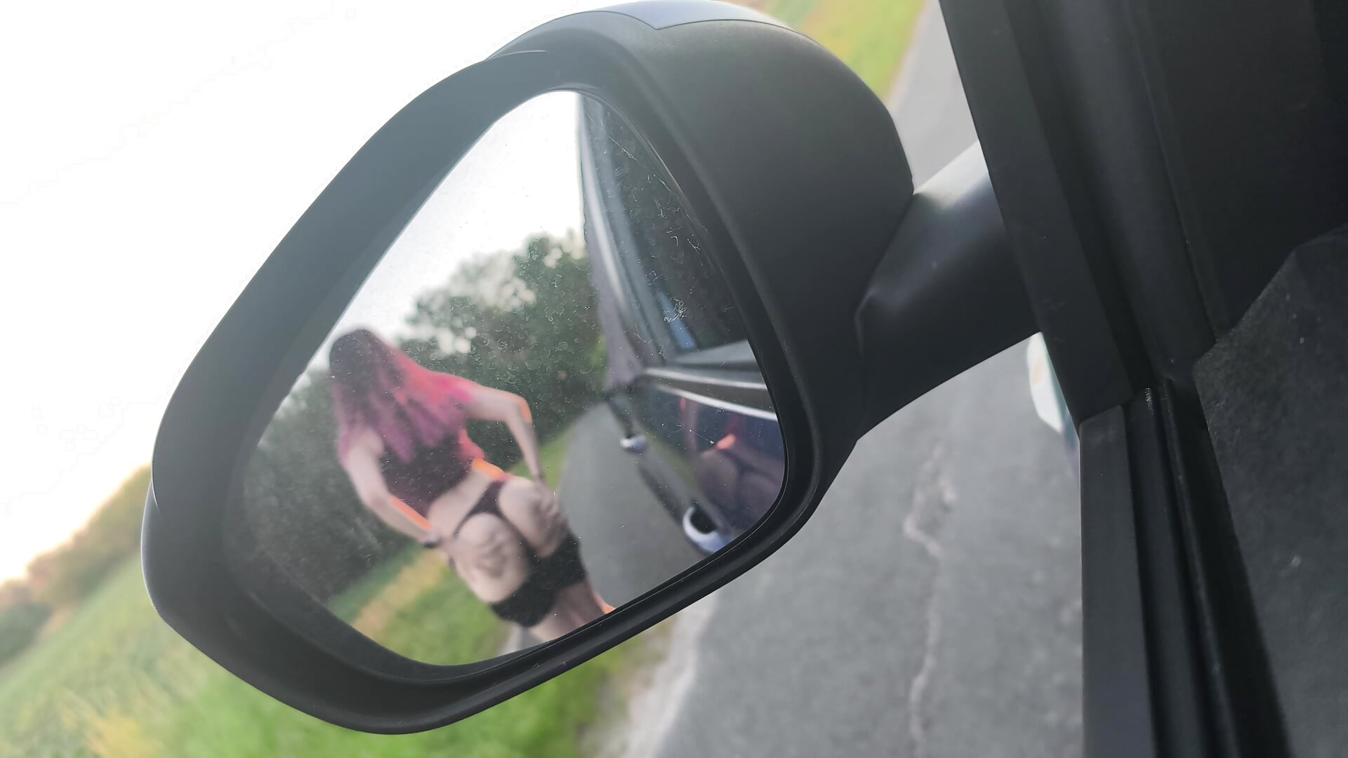 Walk Show 😏 - 視頻由 HornyCatXO 主播提供