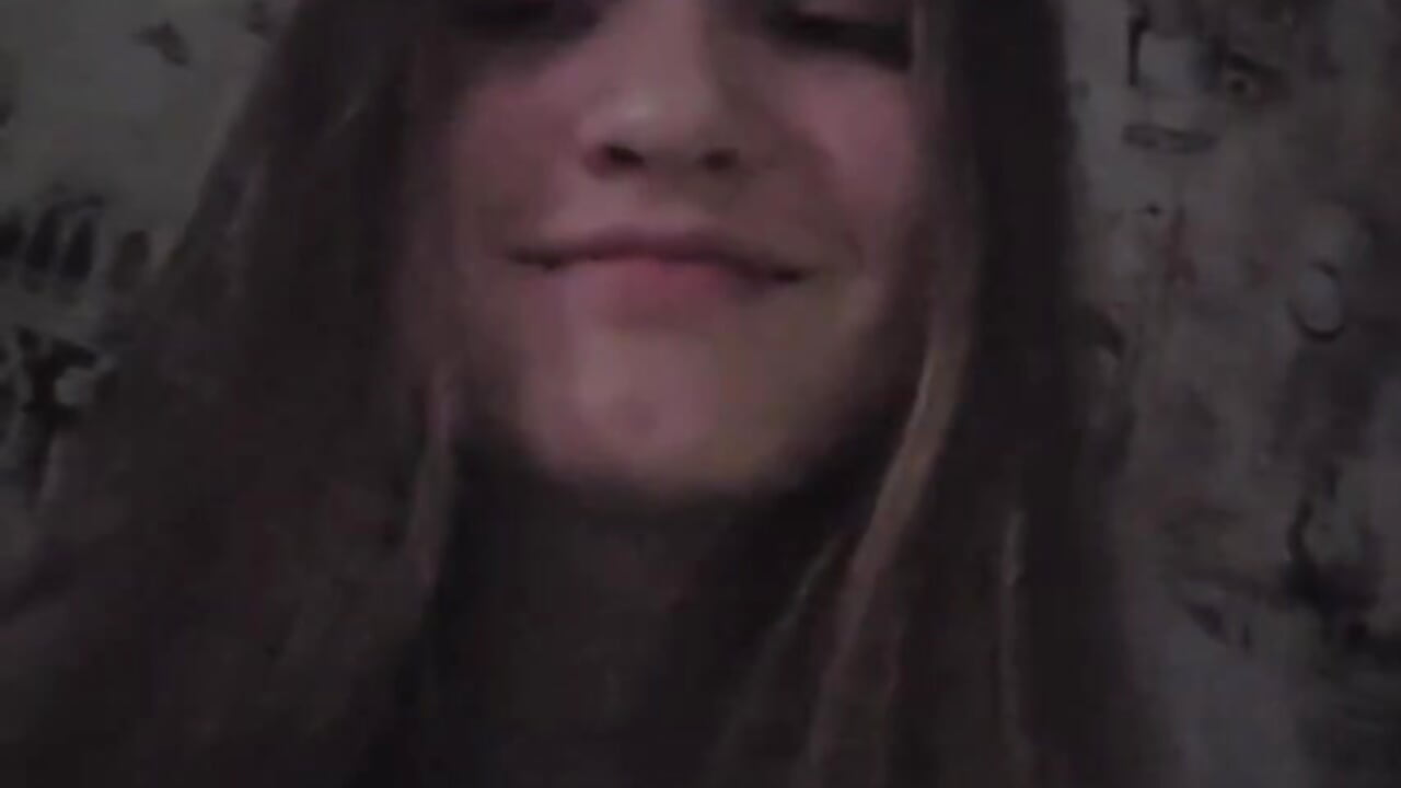 hi hi - video by Evii_Stich cam model