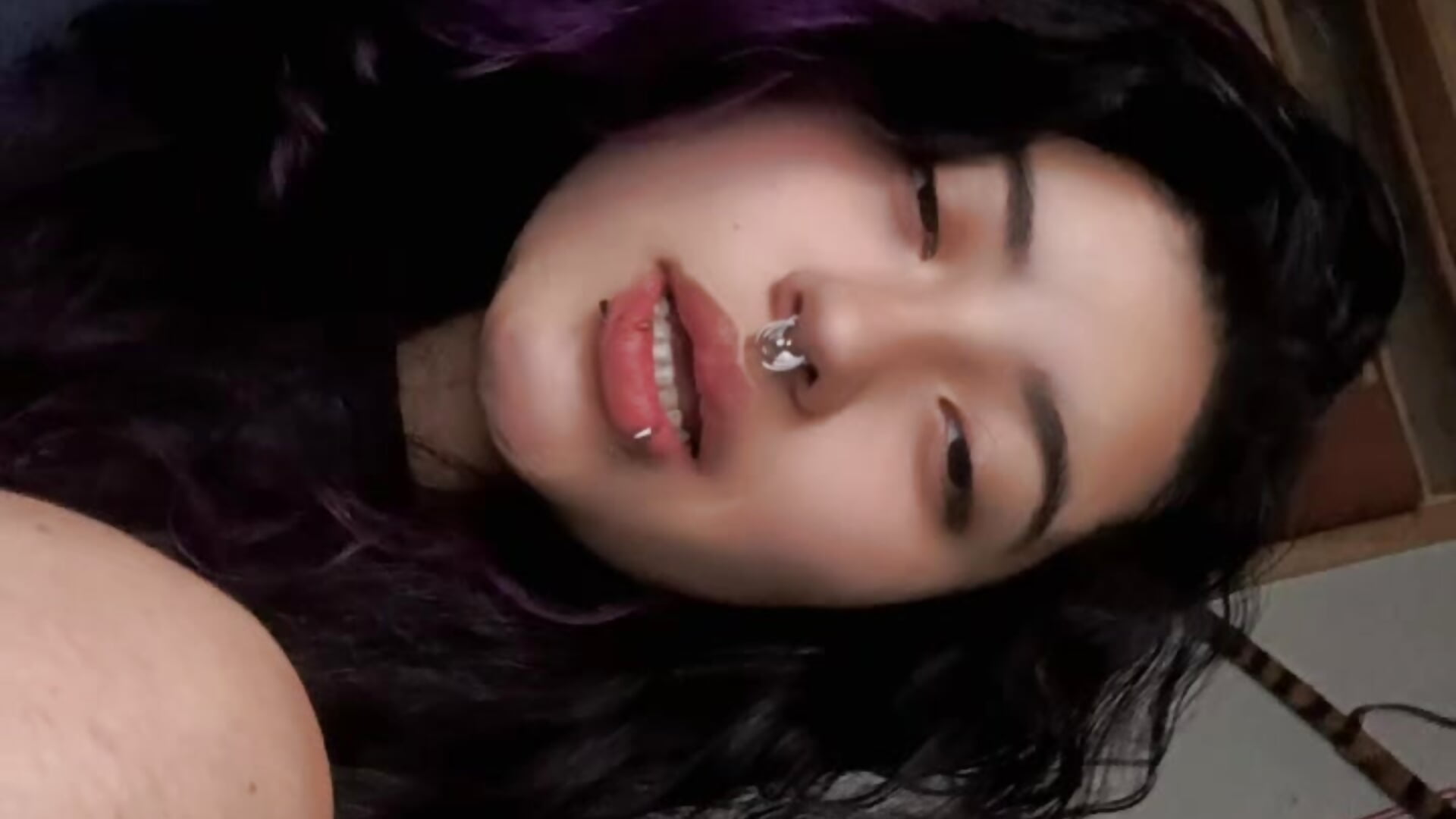 Heyyy - video oleh model kamera SabrinaV_