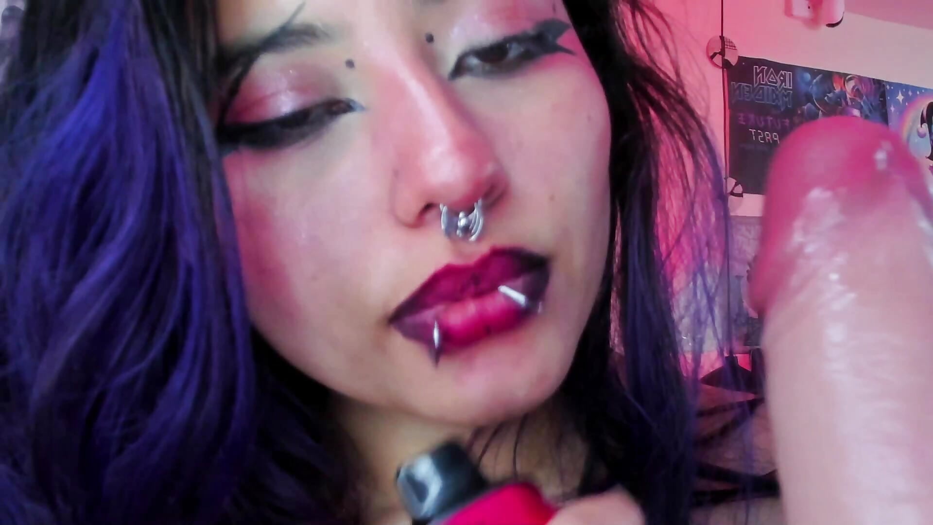 blow job - video by SabrinaV_ cam model