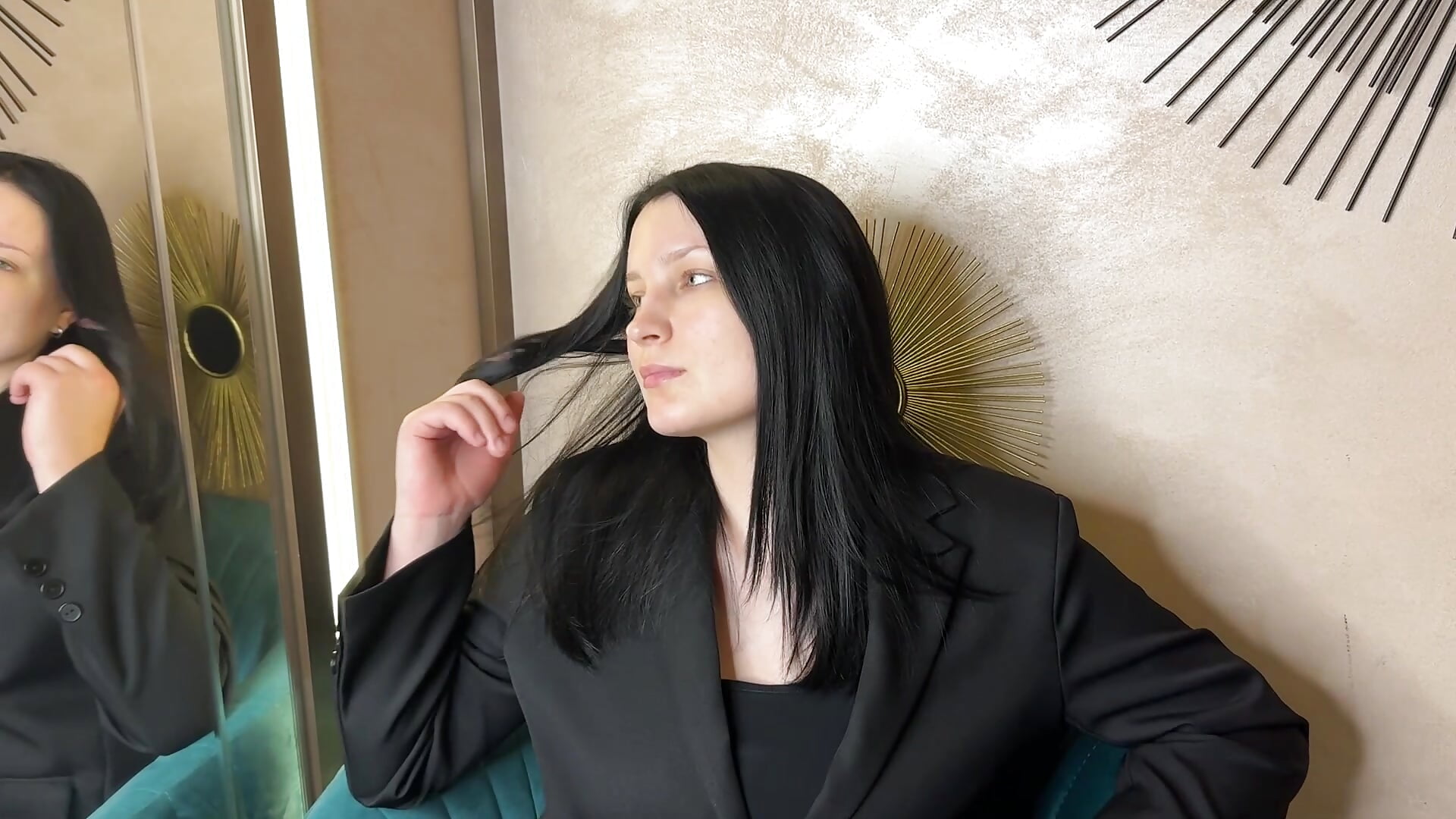 Gentle Moves - clip cu Leonora_Lix model videochat