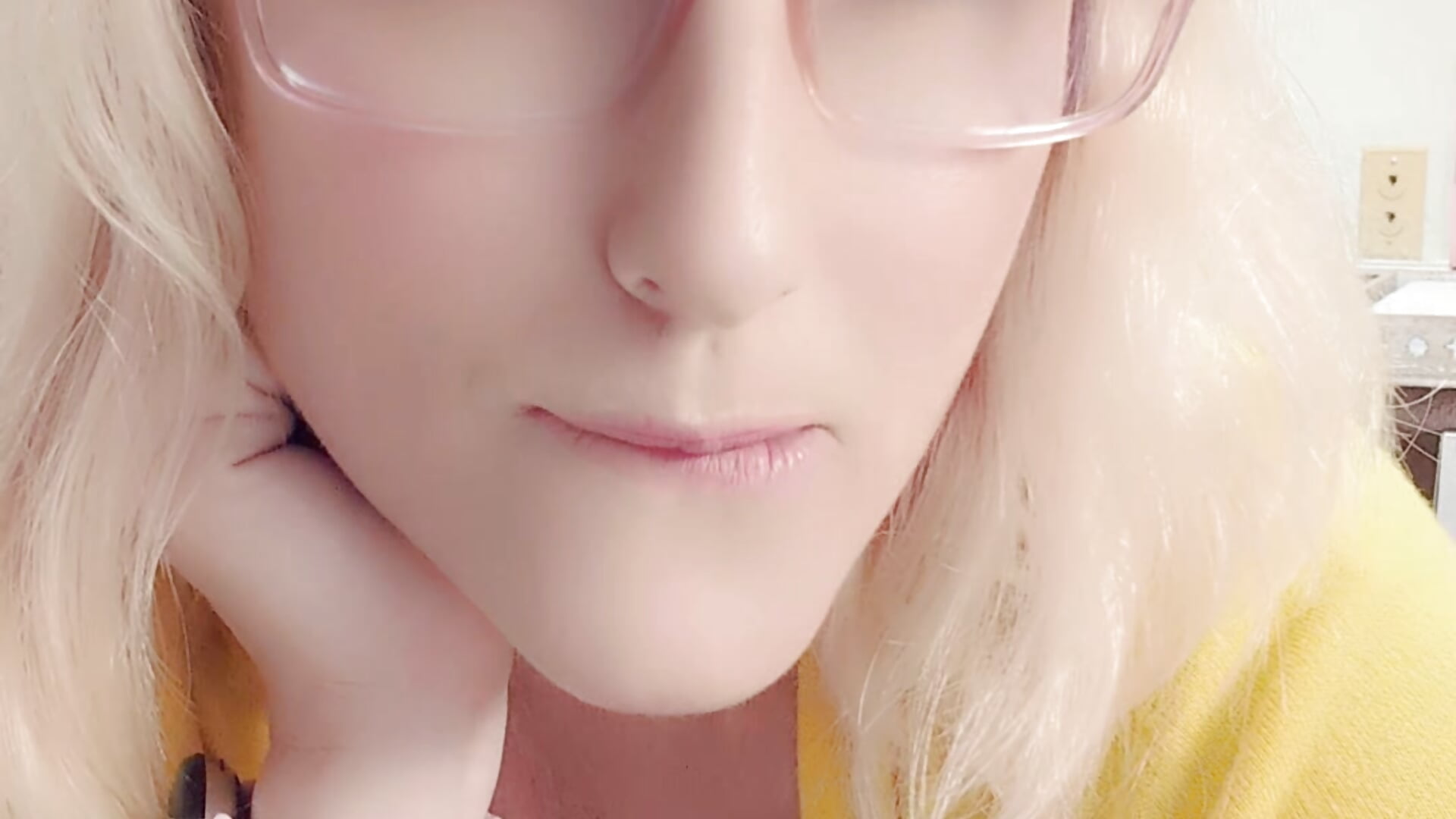 Mmmm - βίντεο μοντέλου LilNaughtyKitty