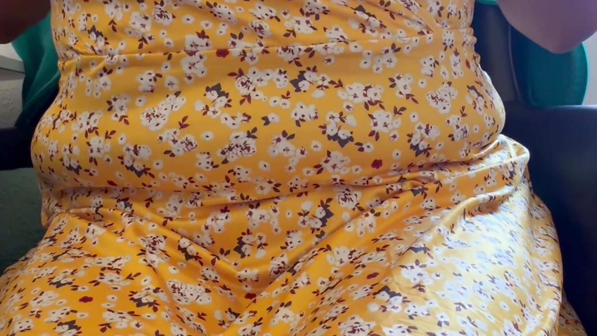 Yellow dress up skirt - βίντεο μοντέλου sw33th3art