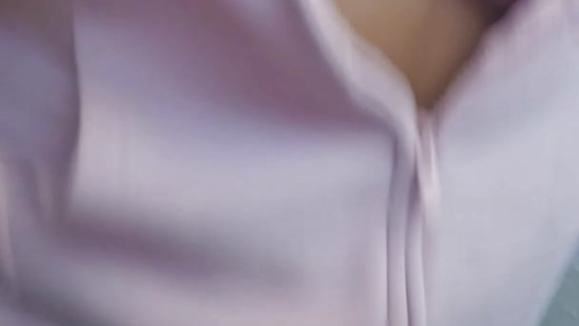 Pink sweater flash - video oleh model kamera sw33th3art