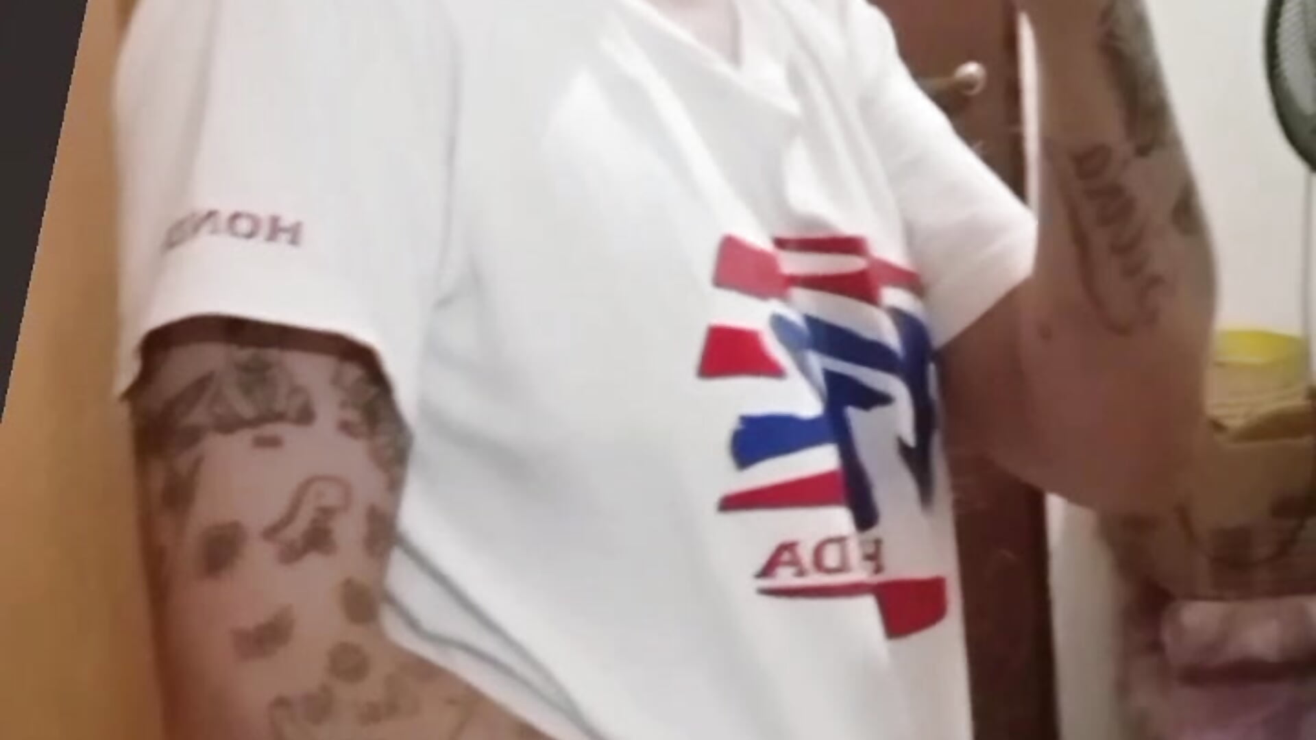 Hola - video by STEPHANIE-1 cam model