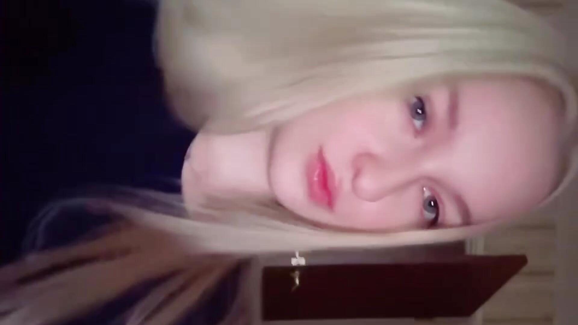 Rina show you that - video by IsabelleMoutoux cam model