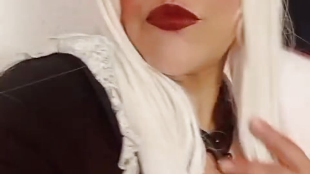 Luxury Tease by a Mature Woman 💎 - video av Aliyahsstone cam model