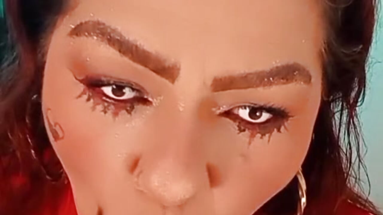 “Experienced mouth, wild soul 👅 - Aliyahsstone 캠 모델의 동영상