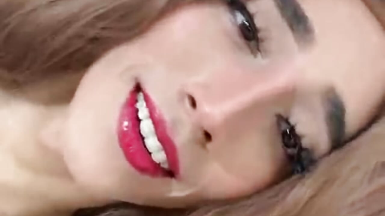 Your sexy doll♥ - video by tifanny_doll01 cam model