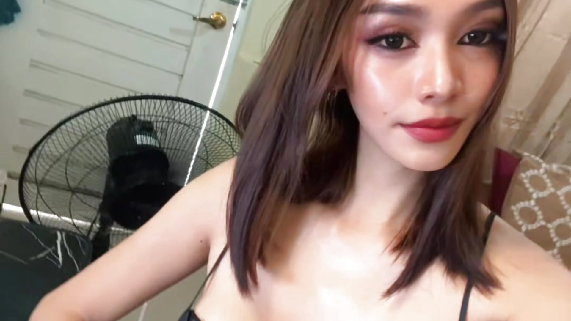 f508e69427a84a9b9b710075ec360232 - video by UrIdealGirl_Jade cam model