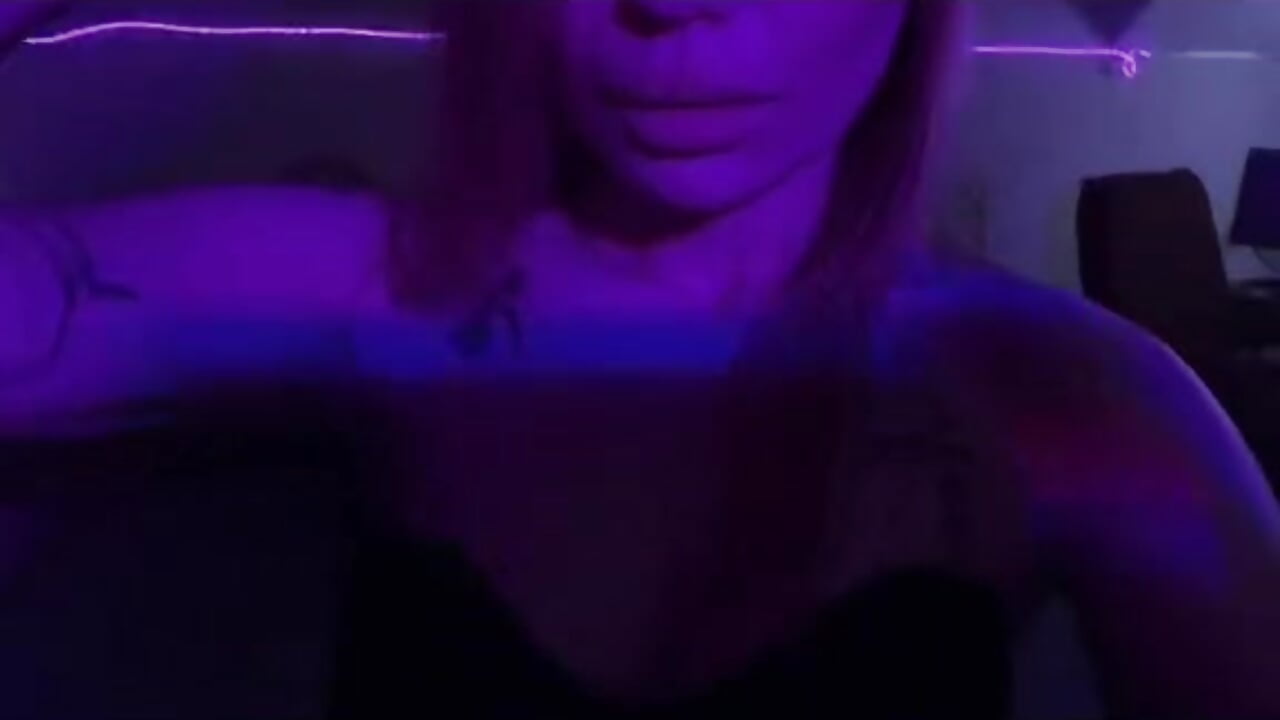 🤩✨ - video di KitsyMoore modella di cam