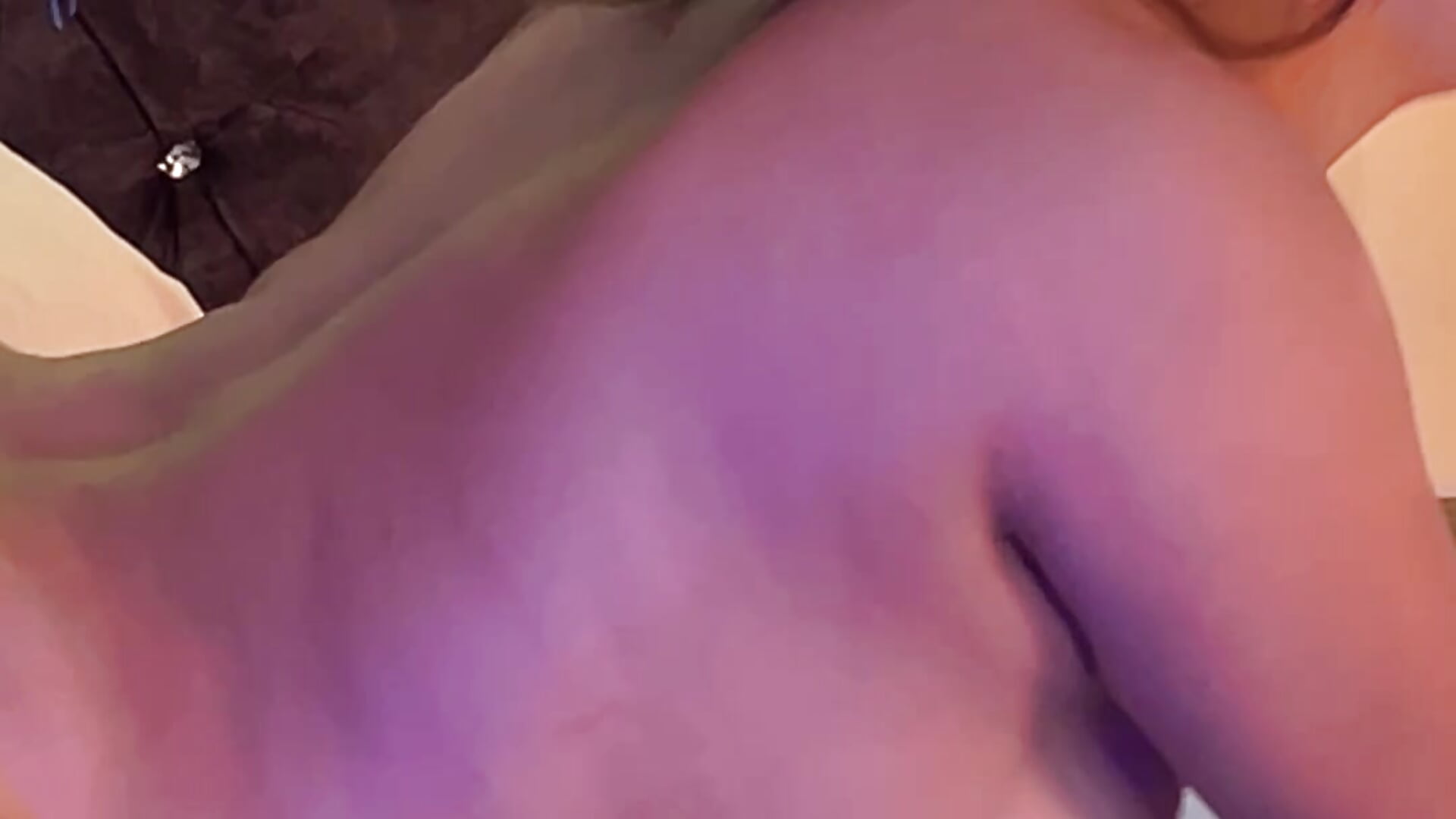 HELLO LOVES! - 視頻由 raiderandroxie 主播提供