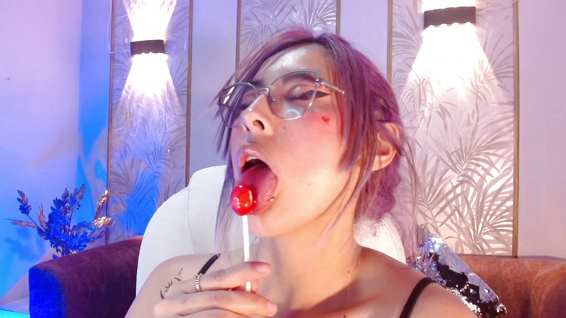 candy for me 🍭