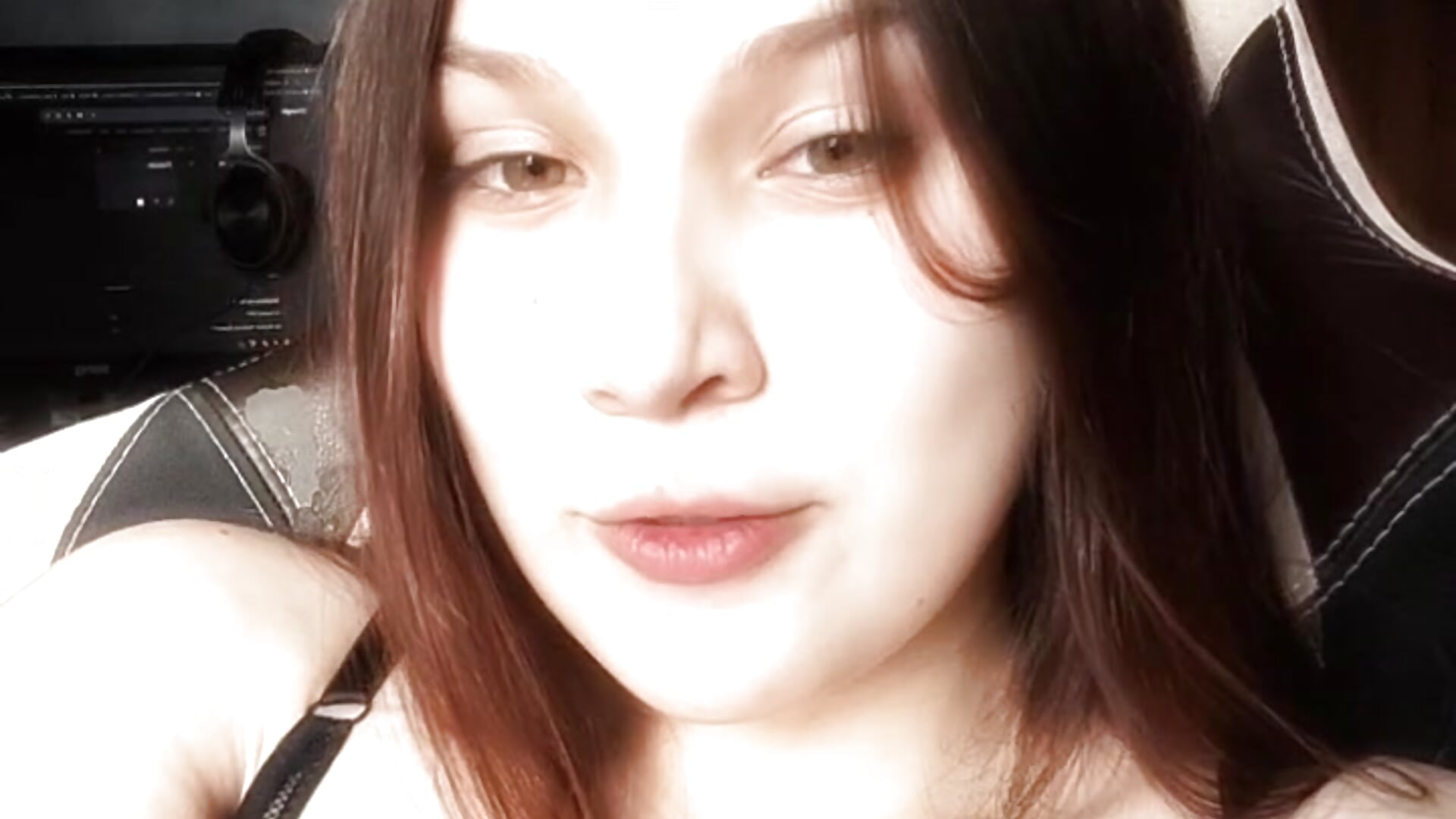 ocean eyes - video by Elvira8cute cam model