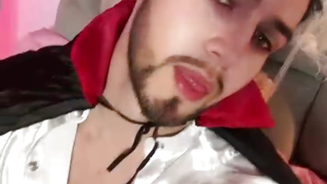 🧛‍♂️🔥 - video by Prince-Dalton cam model