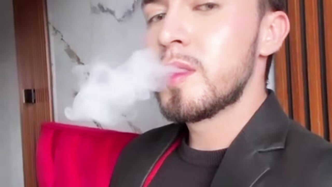 Do you want to smoke a little next to me?🚬 - video by Prince-Dalton cam model