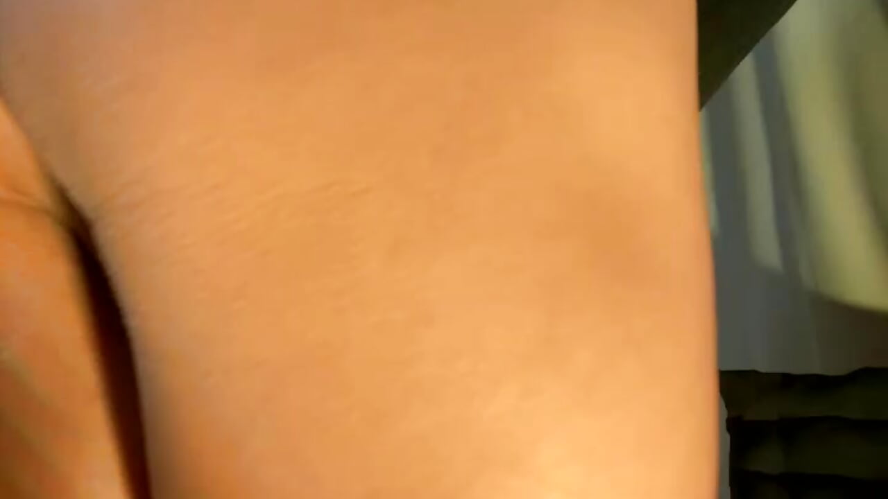 Sweet tight pussy and plump butt 🍑 - video oleh model kamera Lissa_kis