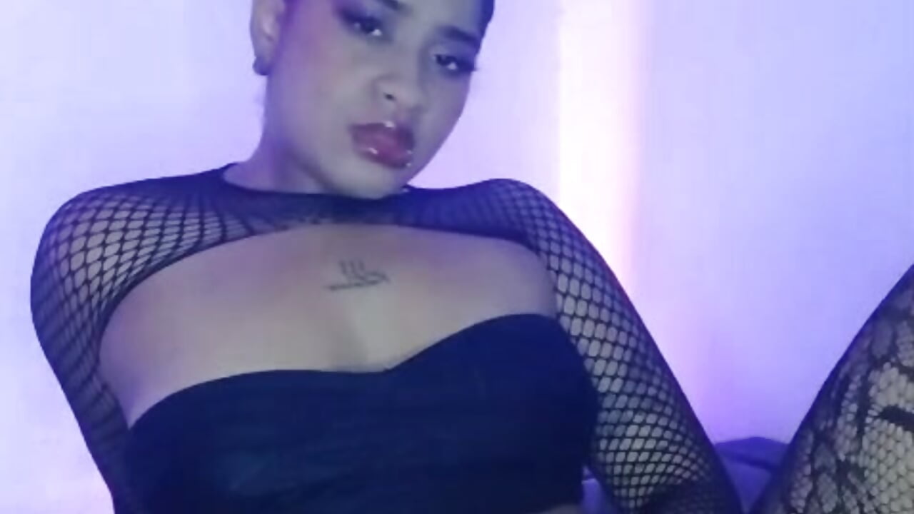 Sexy Cami－カメラキャストのcamilafoox7の動画